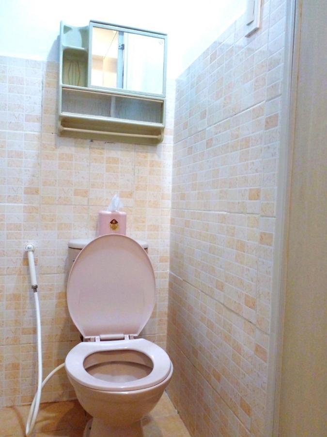 Makati Poblacion Hotel Mandaluyong Екстериор снимка